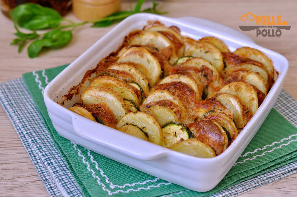 Patate e zucchine gratinate al forno