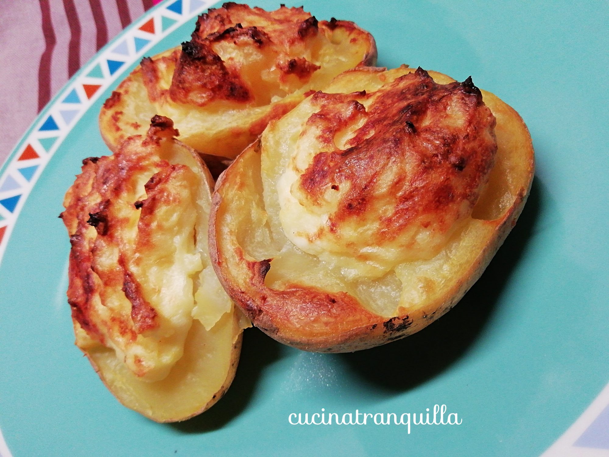 Patate farcite alla crescenza