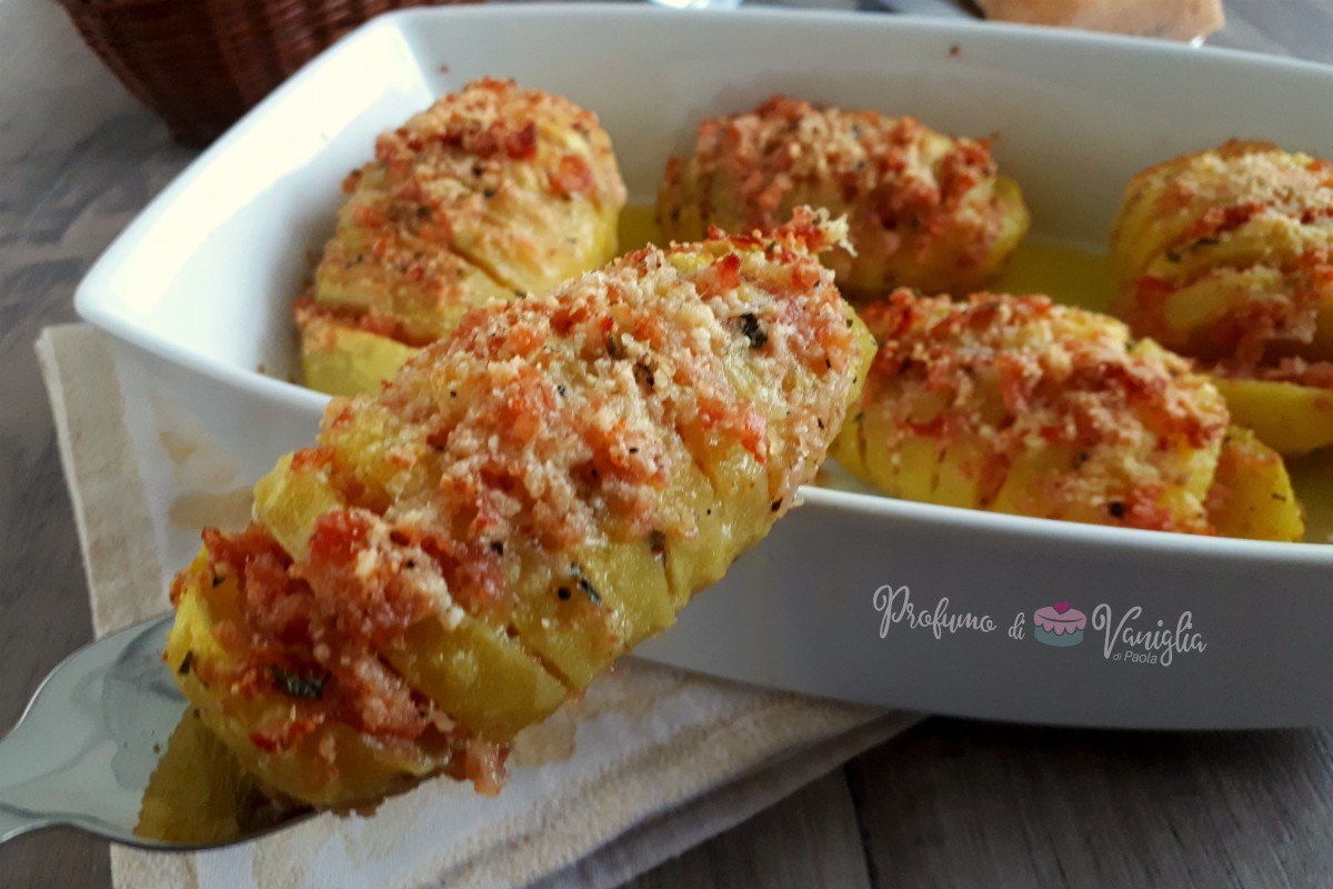 Patate hasselback al prosciutto