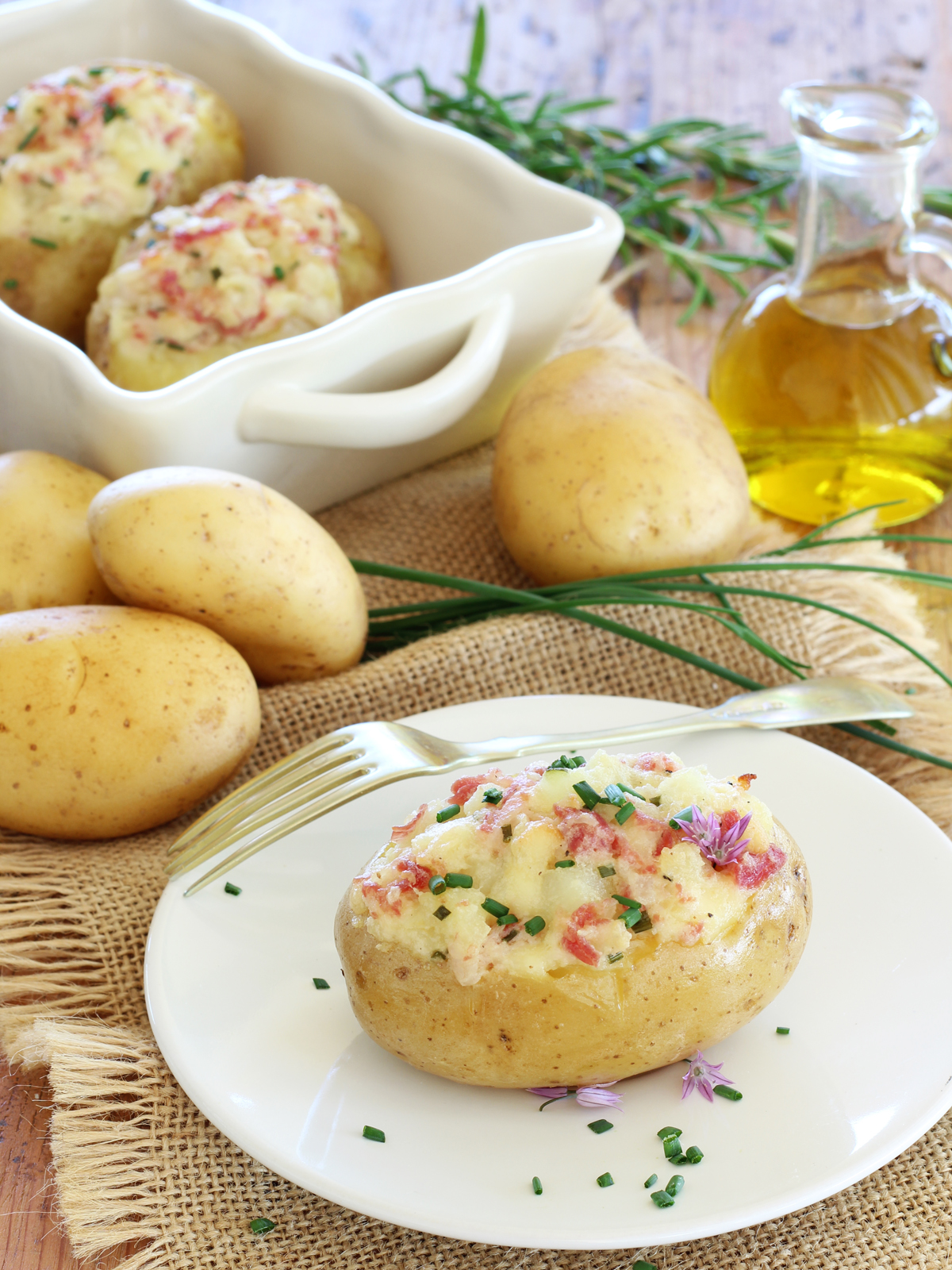 Patate ripiene filanti