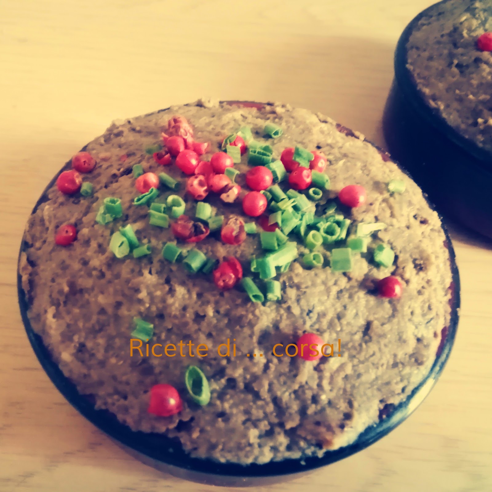 PATE' DI LENTICCHIE E FUNGHI PORCINI