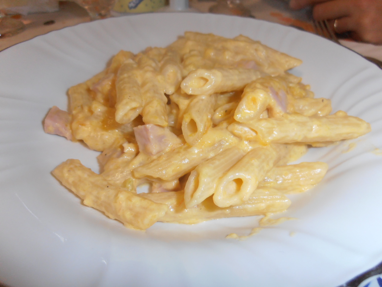 Penna alla zucca e prosciutto