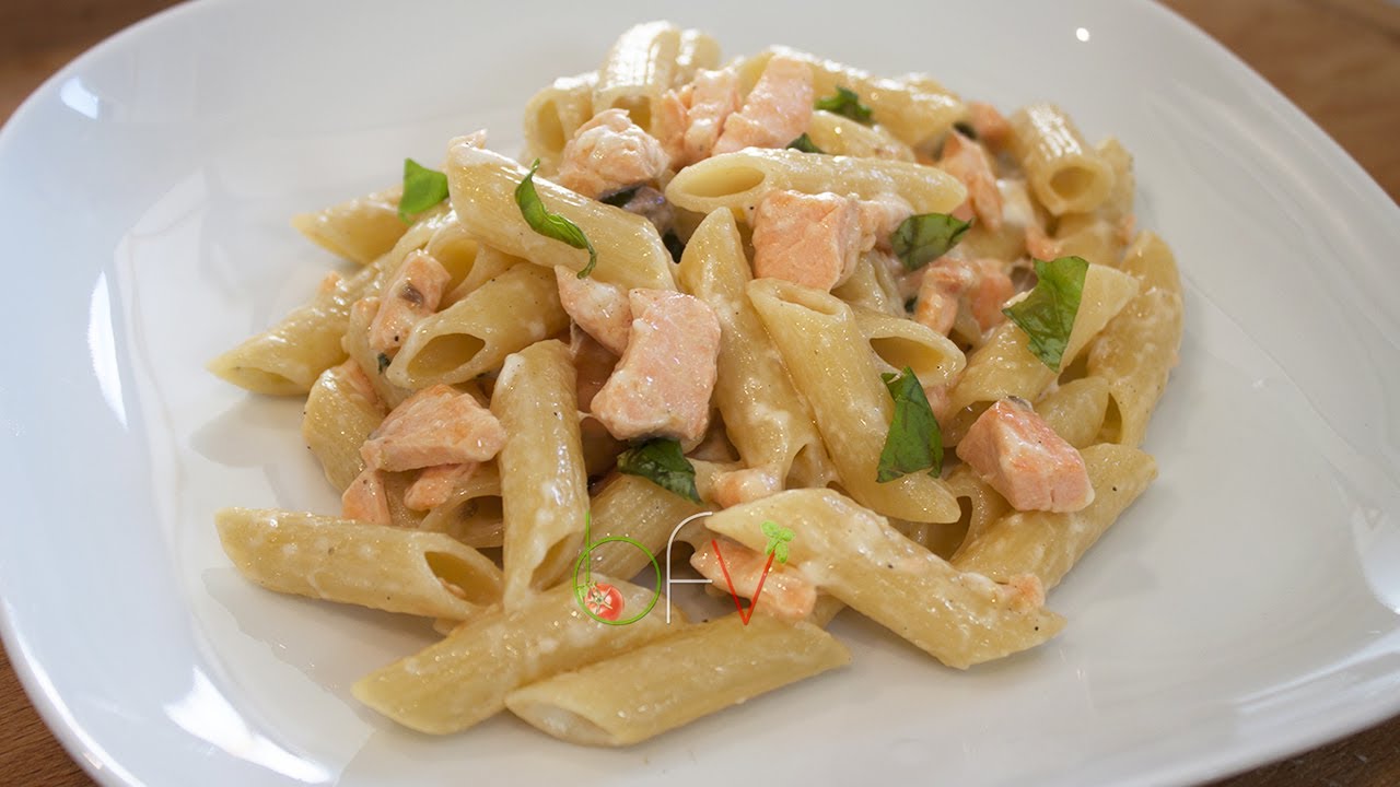 Penne al salmone [videoricetta]