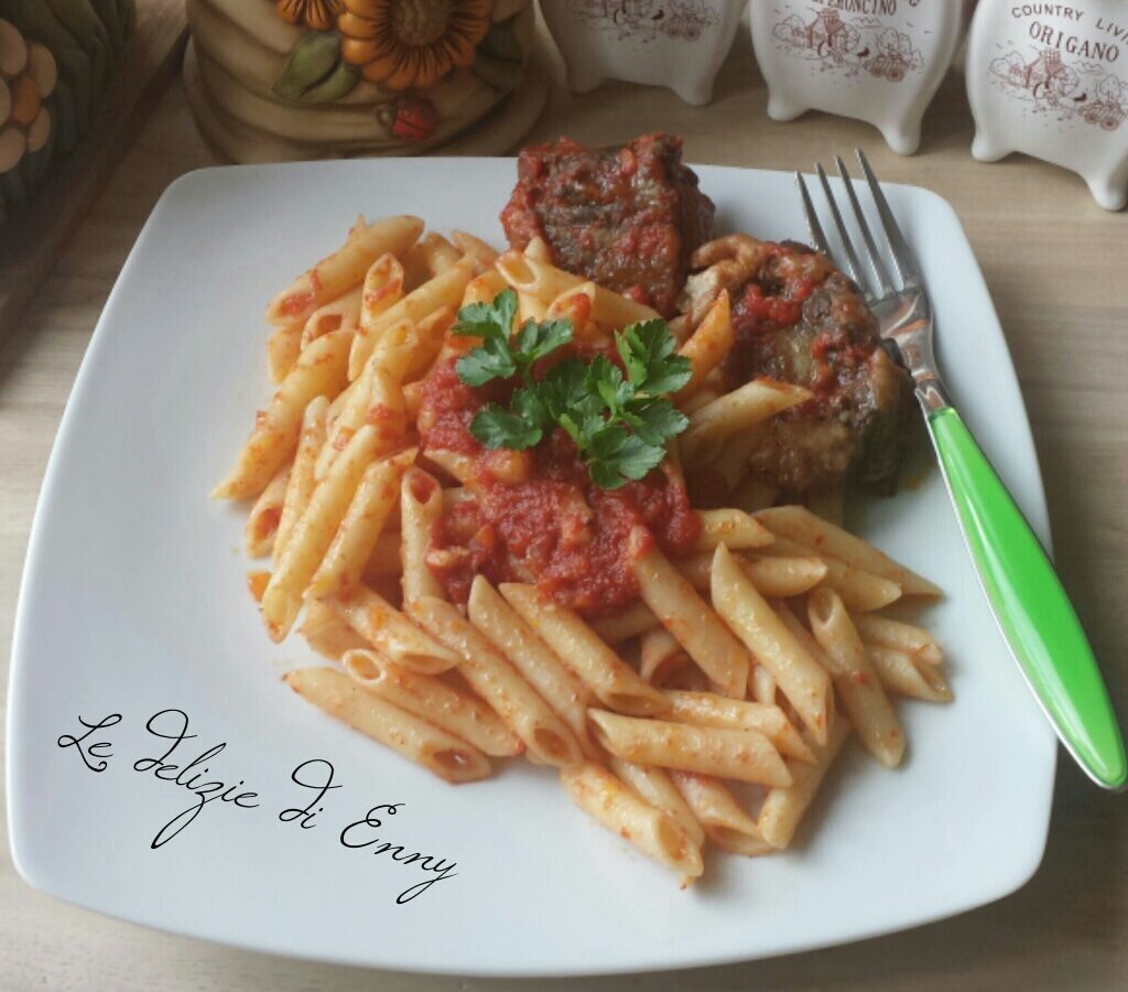 Penne con coda alla vaccinara