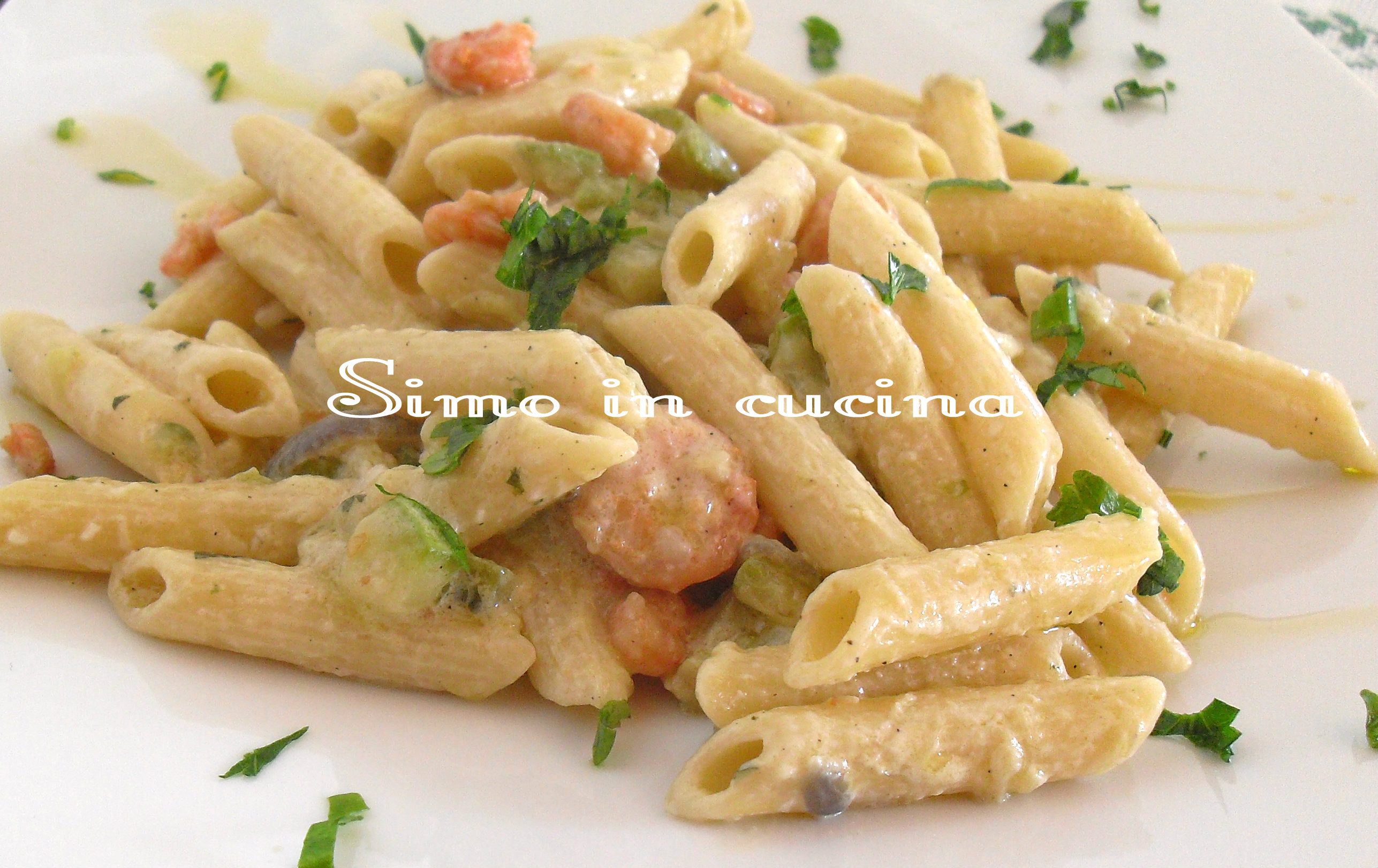 Penne con gamberetti e zucchine