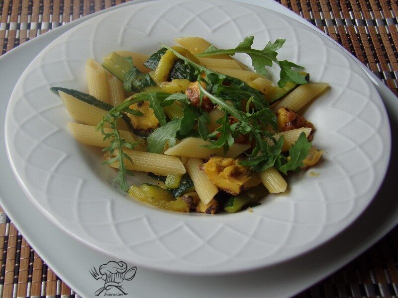 Penne con polpo e zafferano