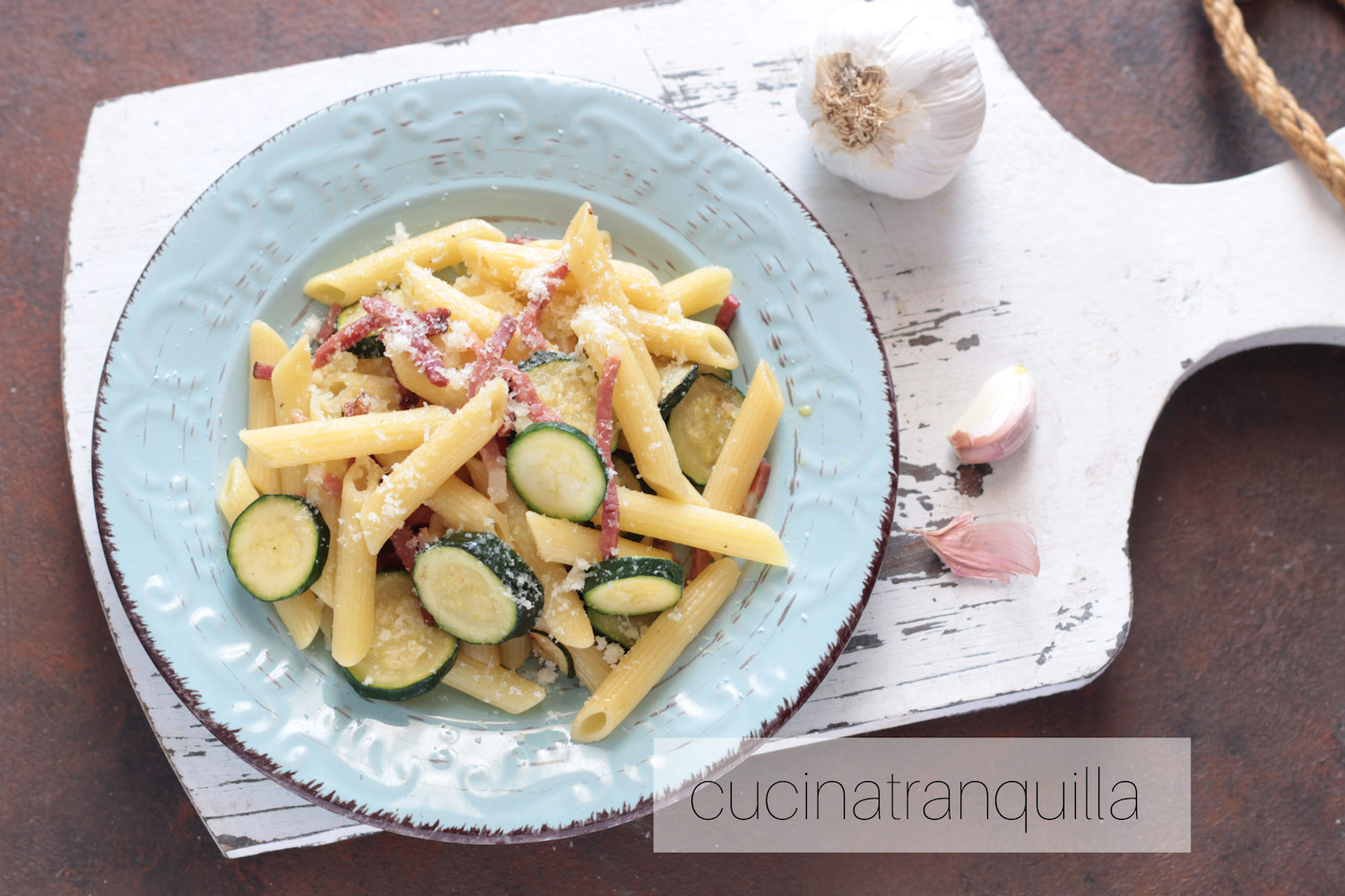 Penne con speck e zucchine