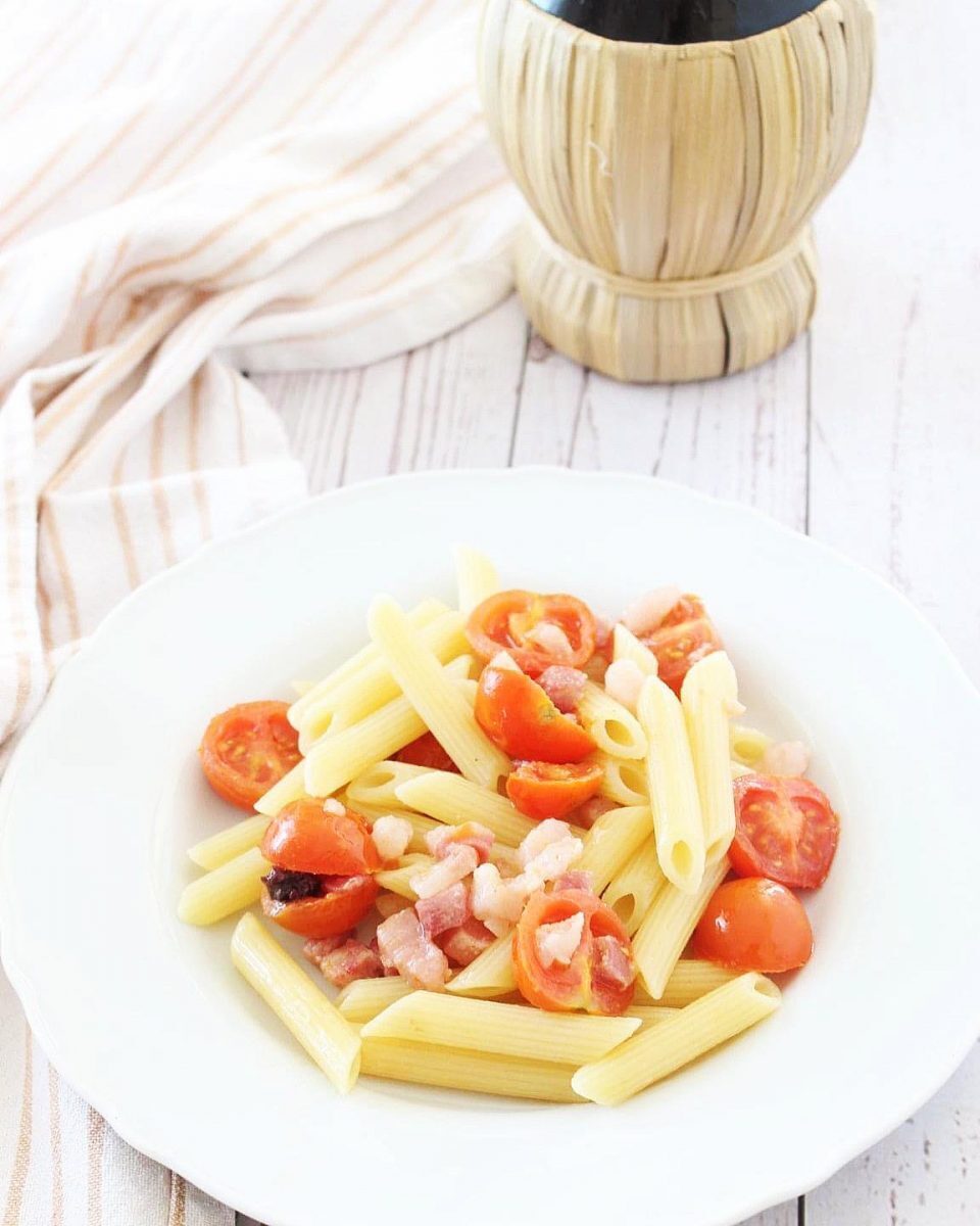 Penne pomodorini e pancetta