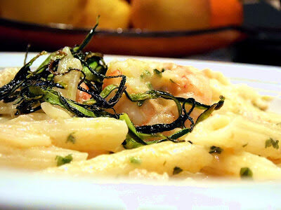 Pennette con gamberoni e bottarga