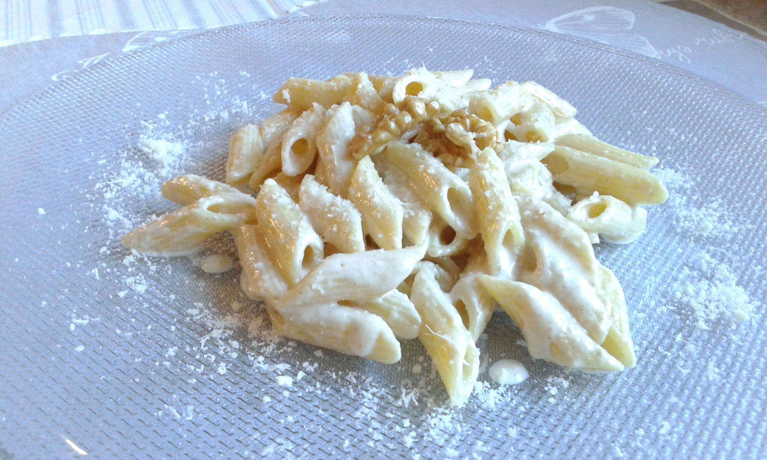 Pennette con salsa di noci