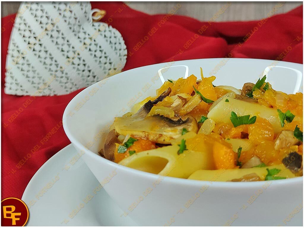 Pennette con zucca e funghi