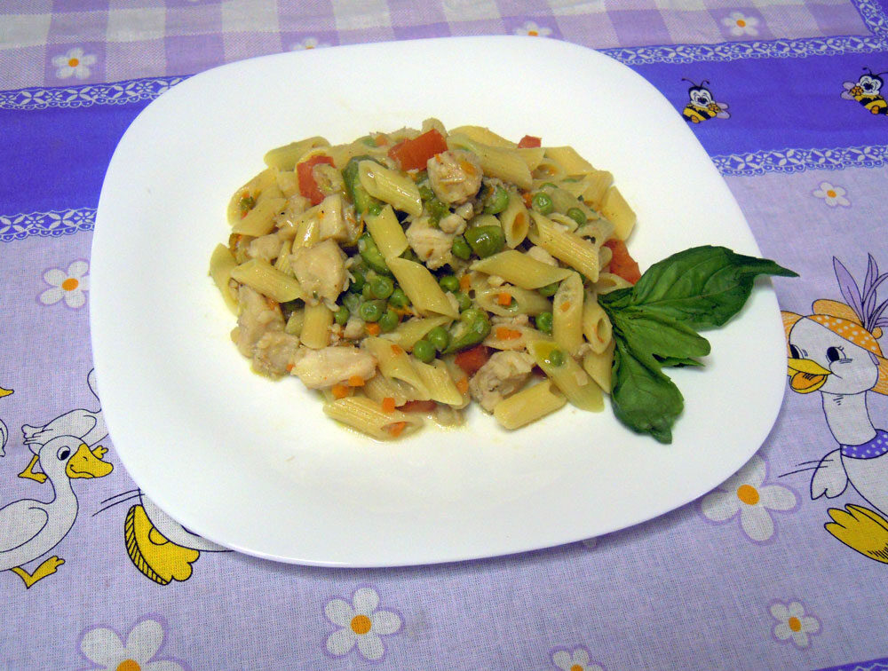 Pennette con zucchine e pesce spada