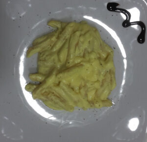 Pennette curcuma e ricotta