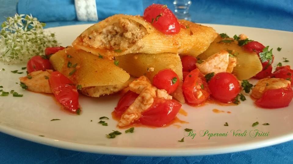 Pennoni ripieni con ricotta melanzane e pesce spada