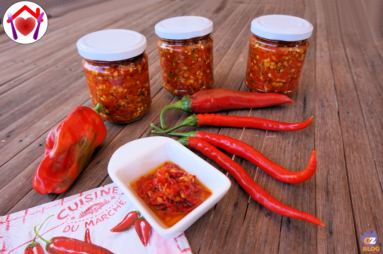 Peperoncini conservati in olio