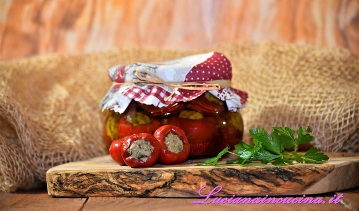Peperoncini ripieni