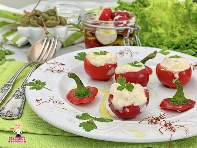 Peperoncini ripieno di tonno