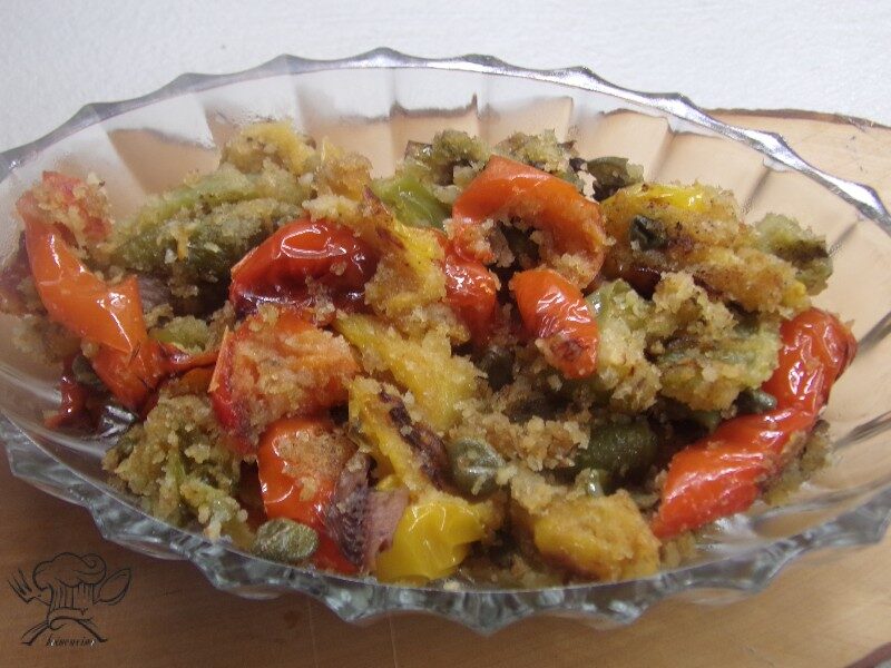 Peperoni acciughe e capperi