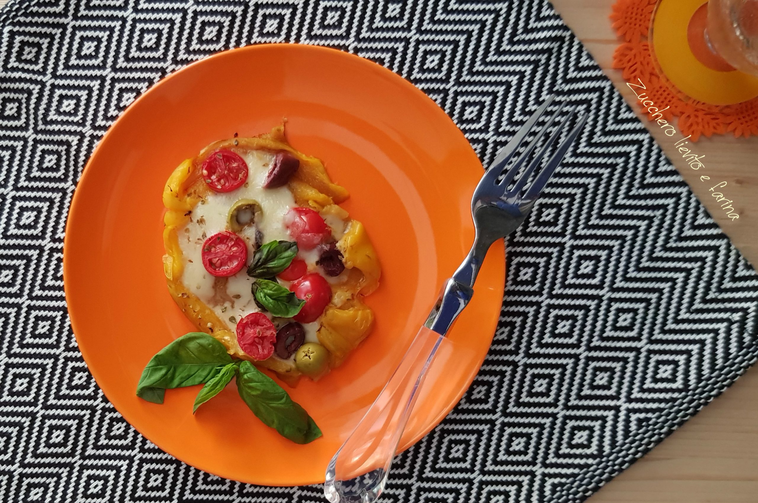 Peperoni al forno con mozzarella