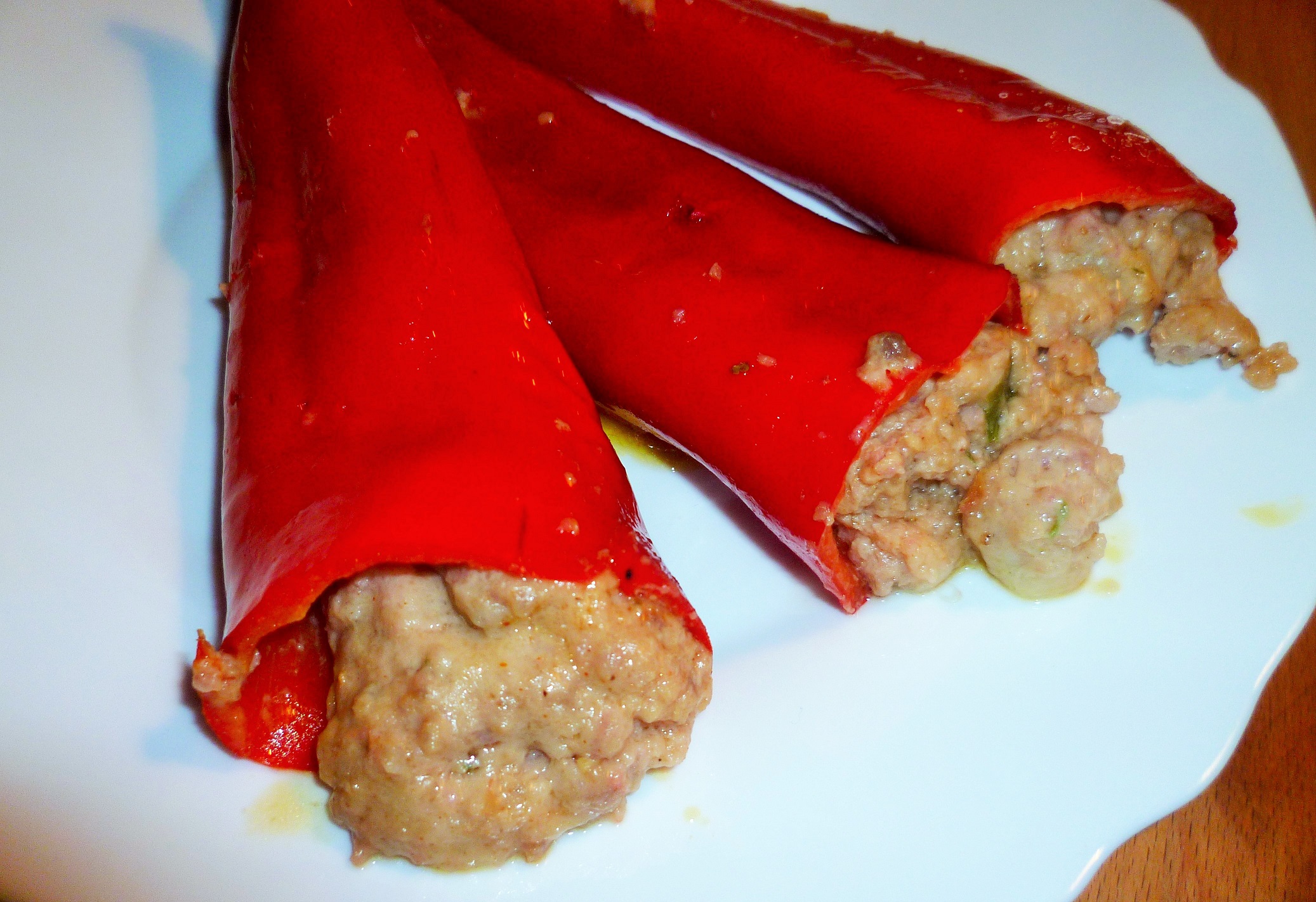 Peperoni cornetti ripieni