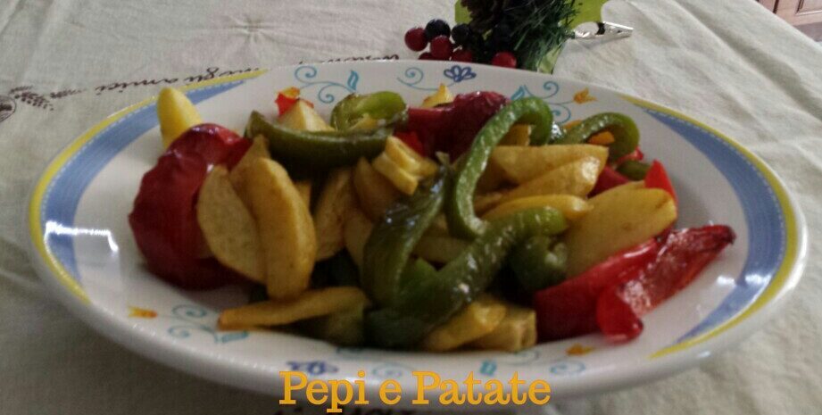 Peperoni e patate- ricetta contorno di verdure in padella