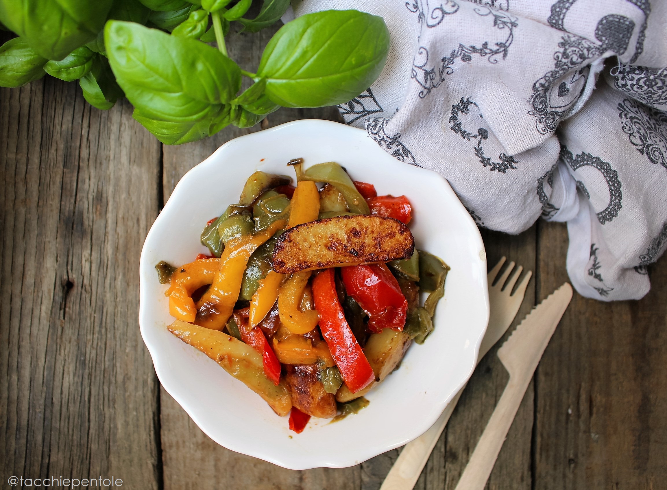 Peperoni e patate – un piatto unico top!