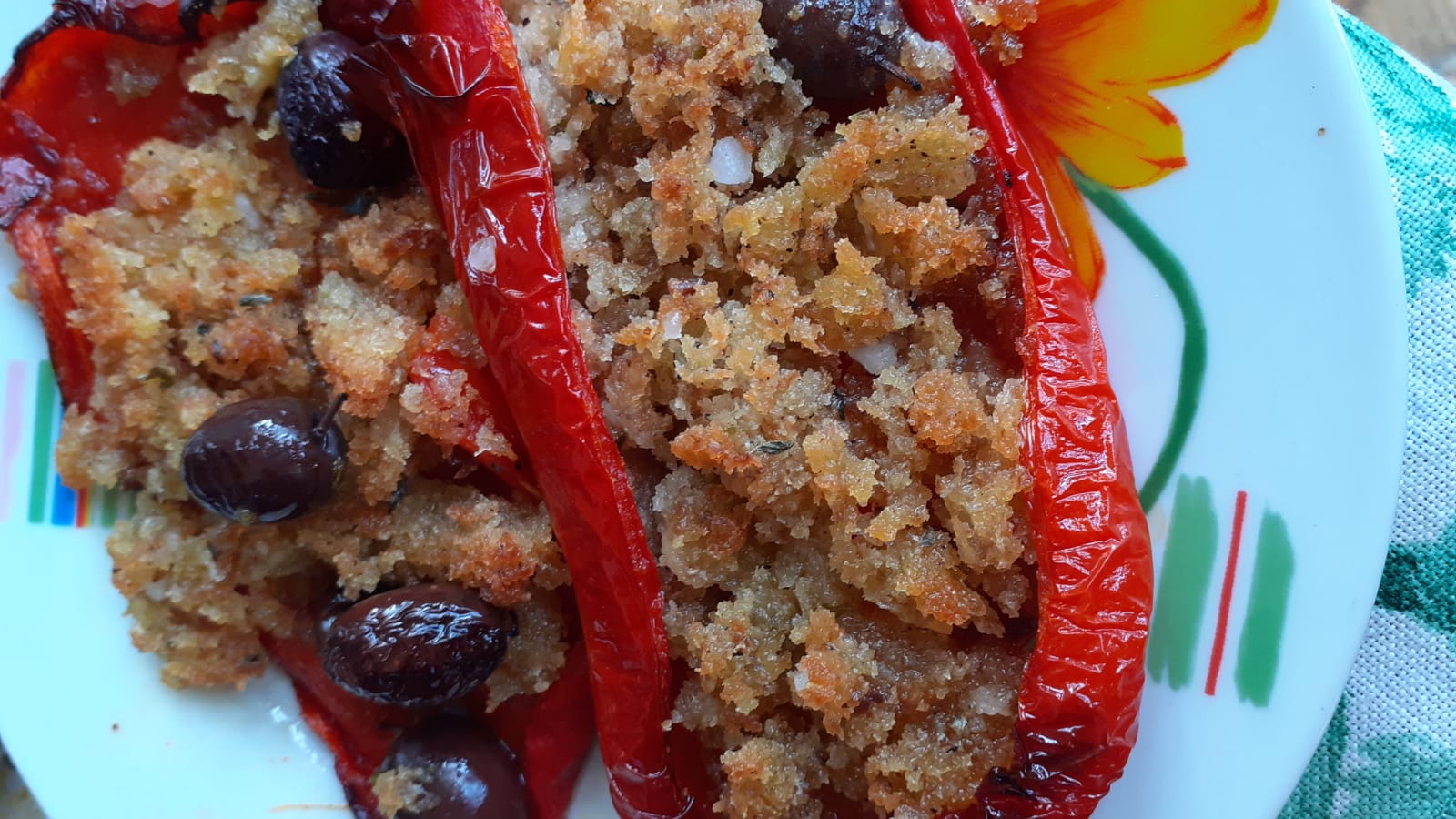 Peperoni ripieni al forno