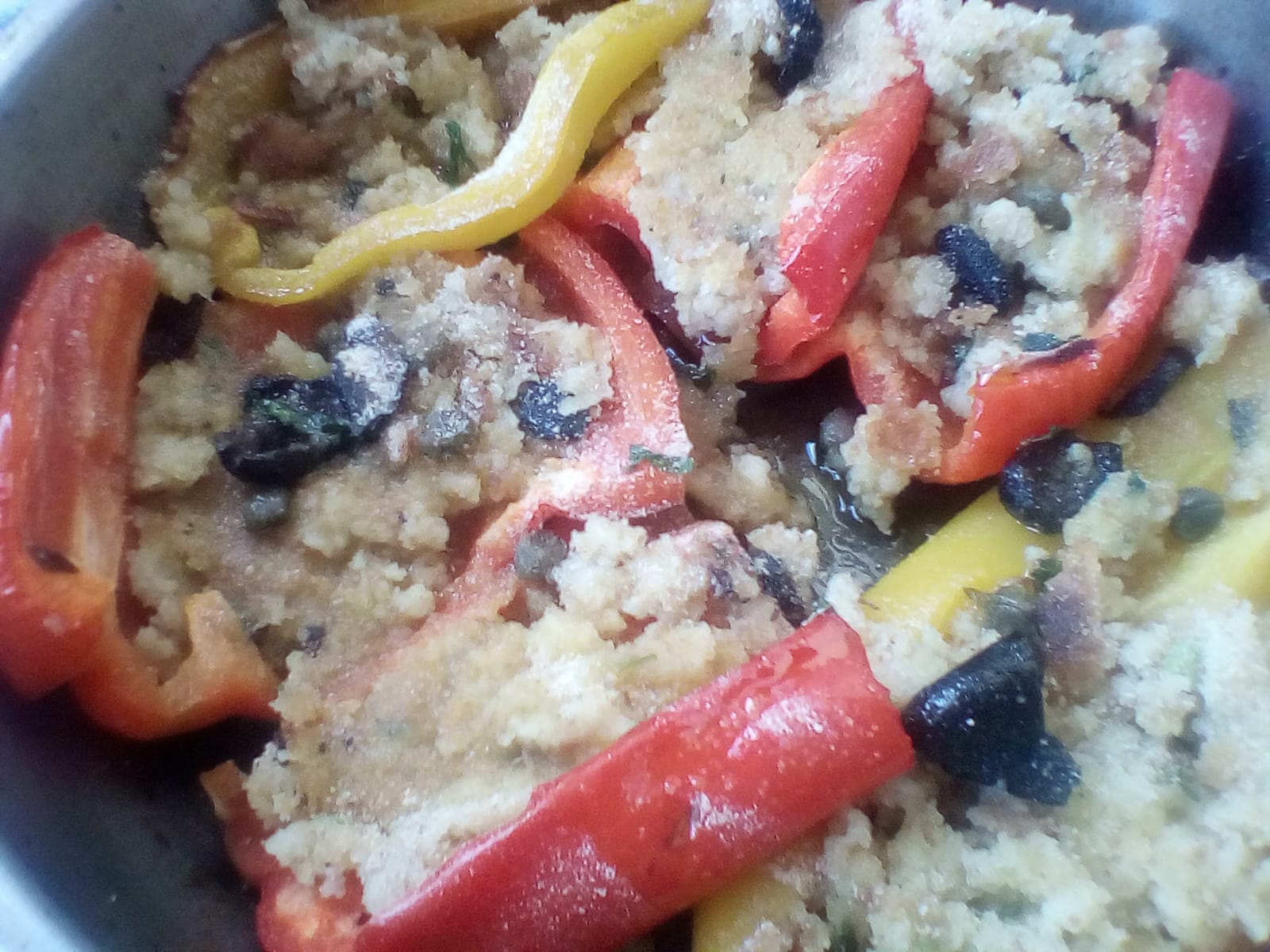 Peperoni ripieni al forno