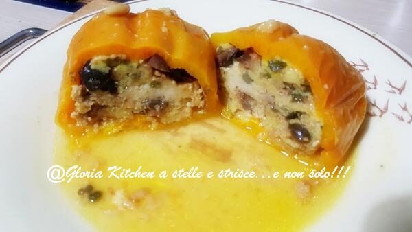 Peperoni Ripieni con Tonno, Olive e Spezie di Gloria KitchenUSA