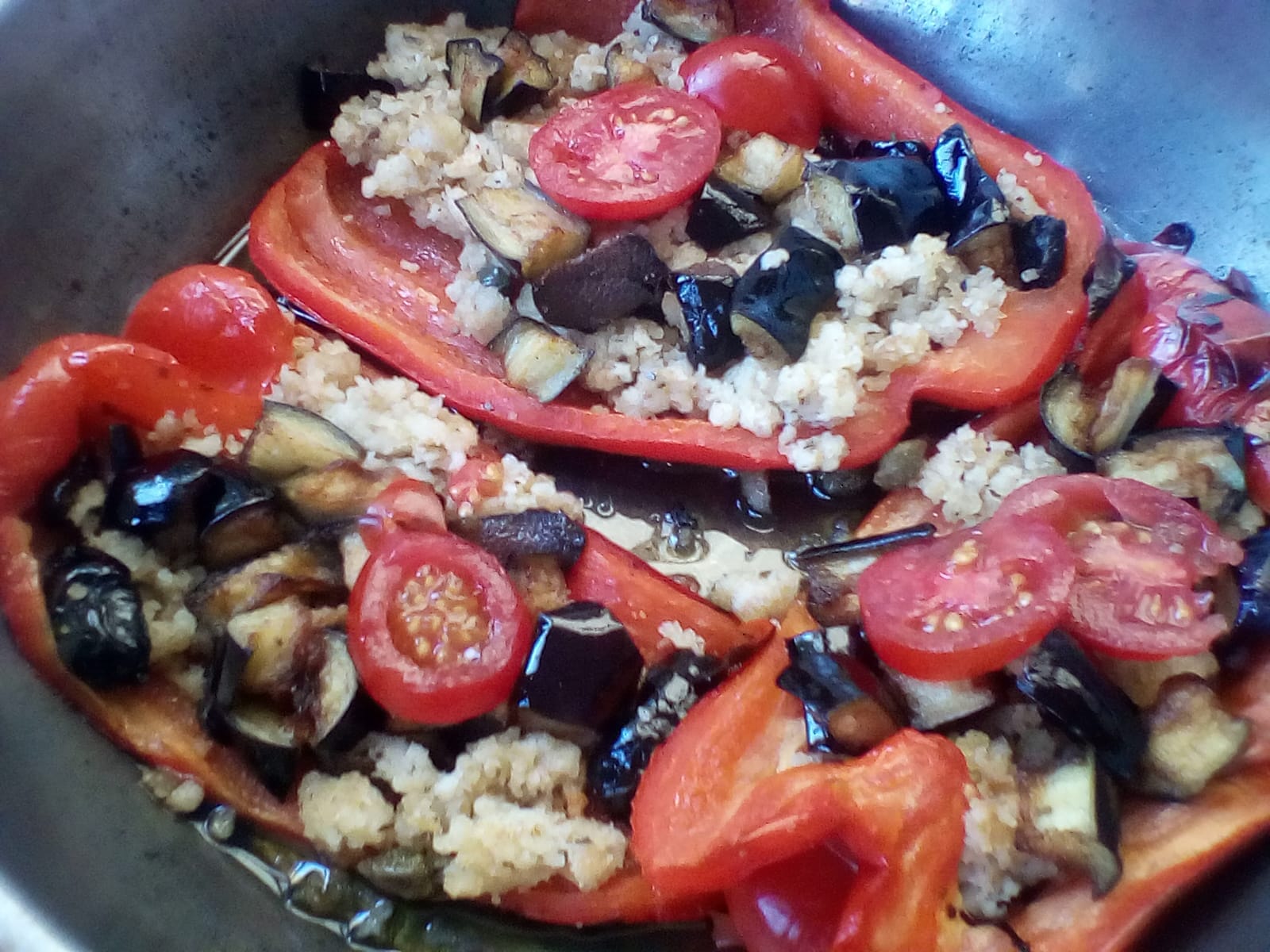 Peperoni ripieni di melanzane