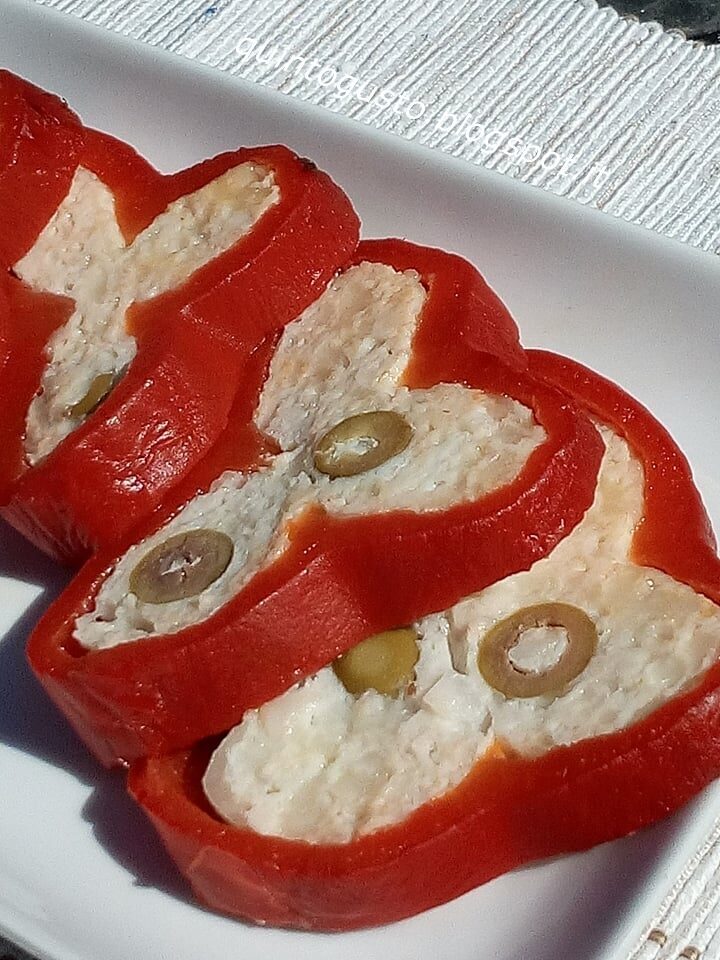 Peperoni ripieni di pollo