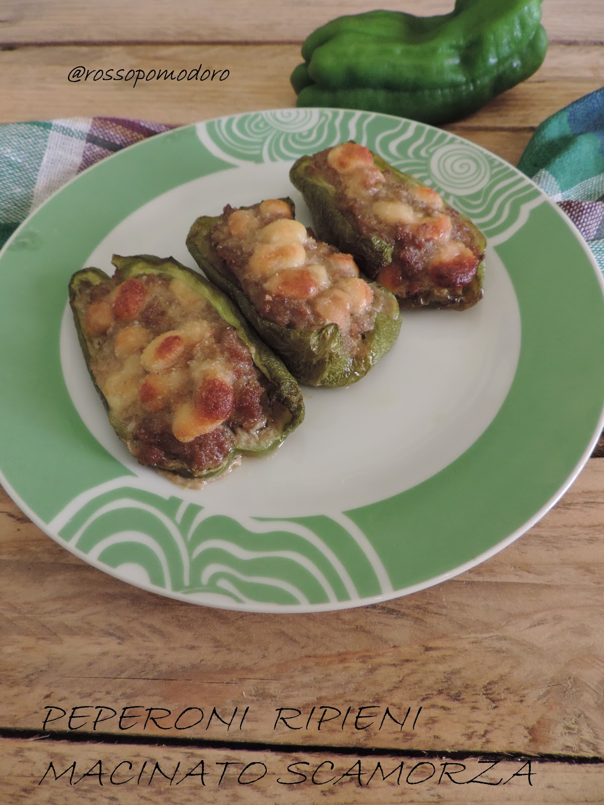 Peperoni ripieni macinato scamorza