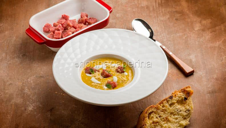 Per l’epifania? crema di zucca e castagne, cotechino croccante e panettone!