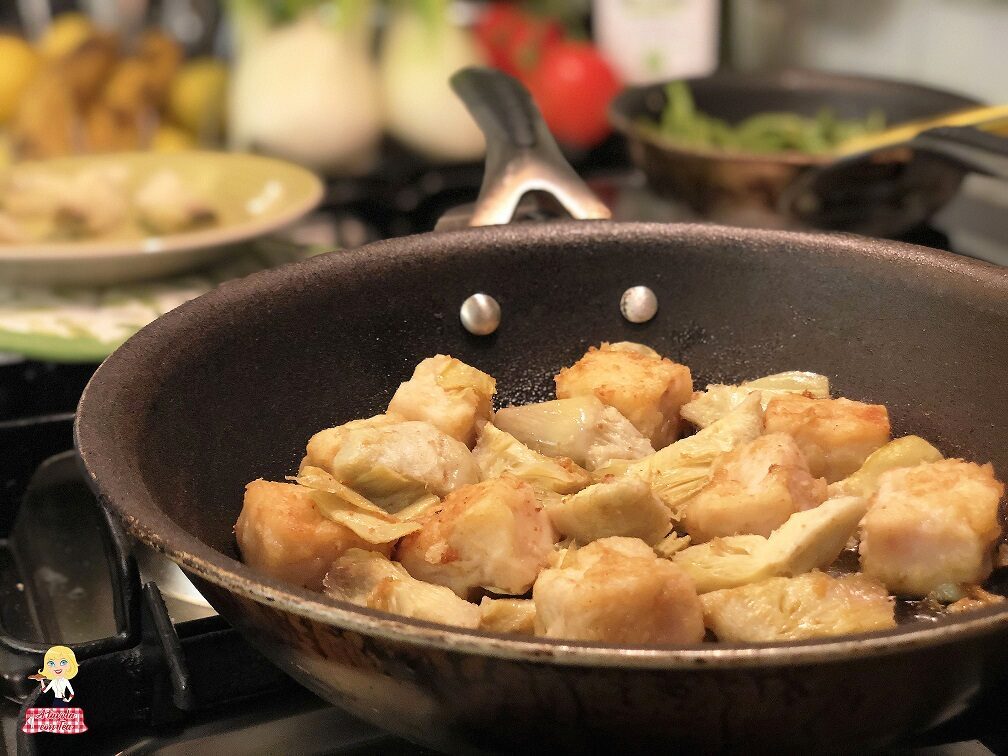 Pesce con carciofi in padella