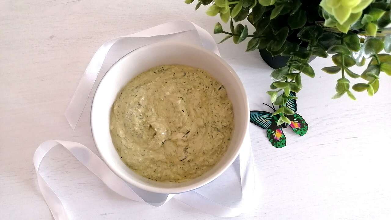 Pesto alla genovese alternativo, con e senza bimby