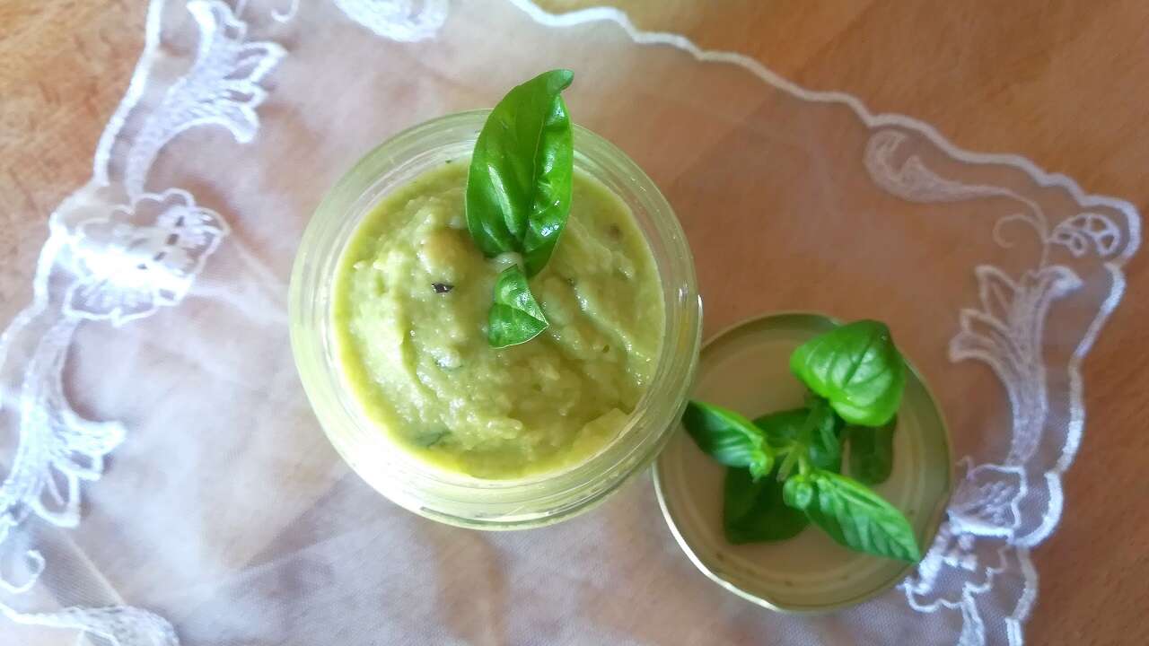 Pesto di avocado super: con e senza bimby