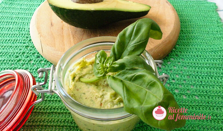 Pesto di avocado vegano