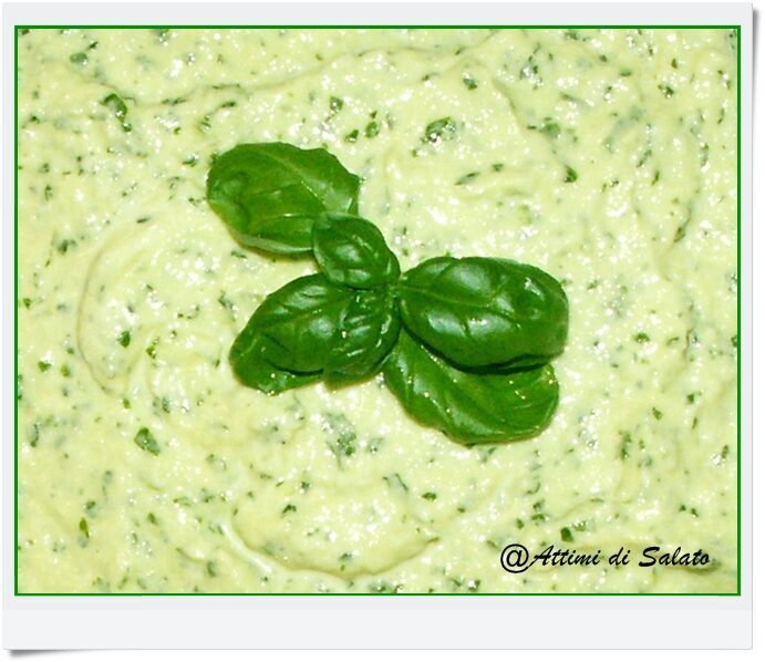 Pesto di basilico e mozzarella