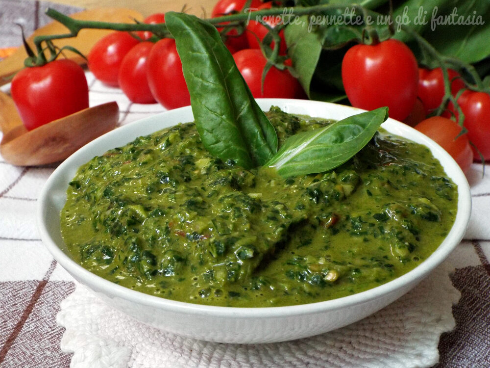 Pesto di bietole con pomodorini e noci