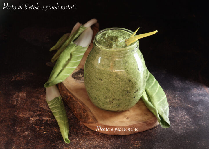 Pesto di bietole e pinoli tostati