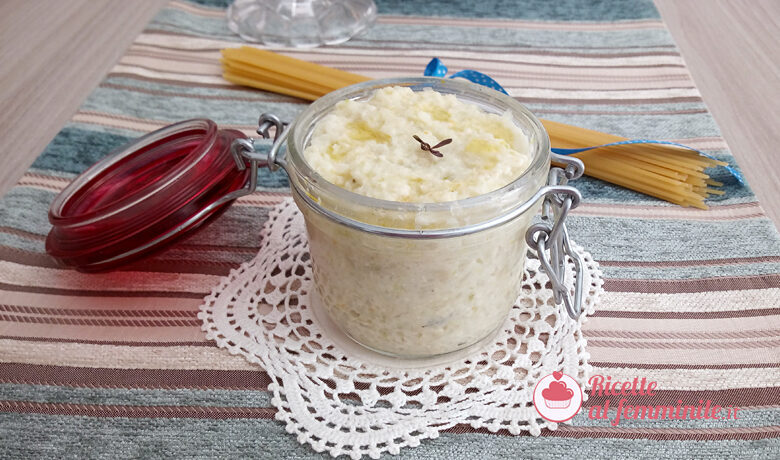 Pesto di finocchi e mandorle