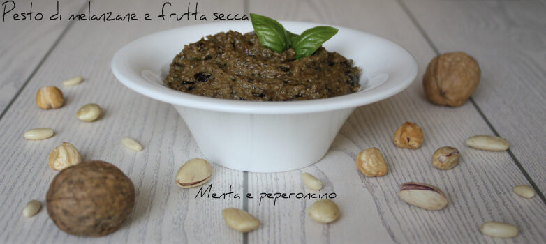 Pesto di melanzane e frutta secca