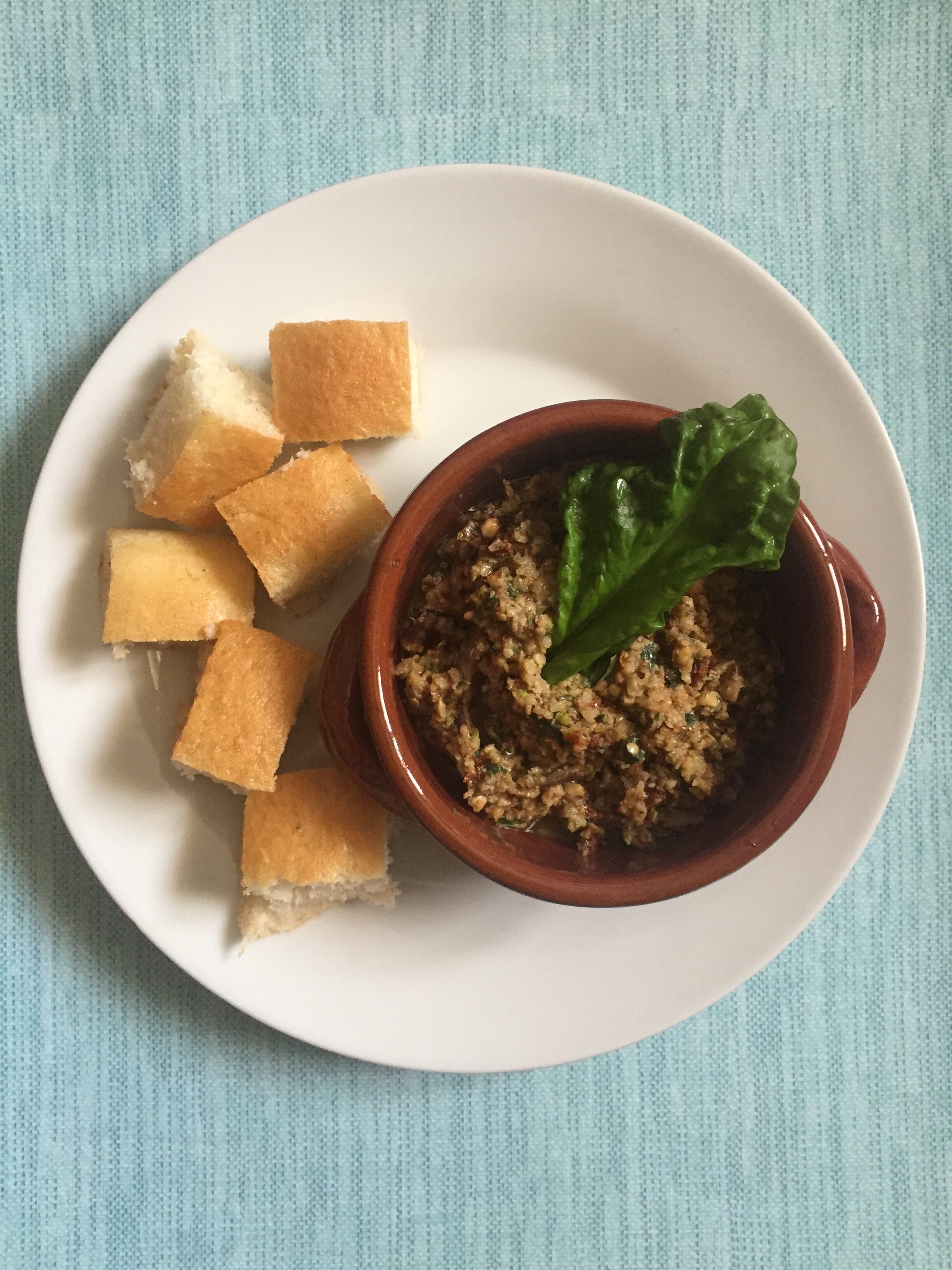 Pesto di melanzane, ricetta vegana