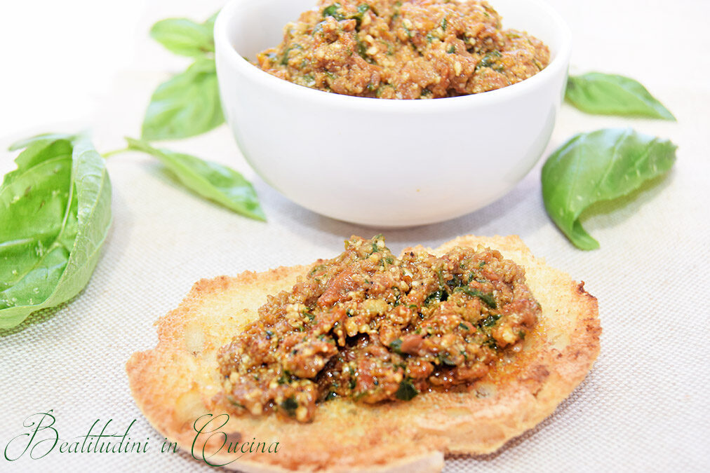 Pesto di pomodorini secchi e mandorle