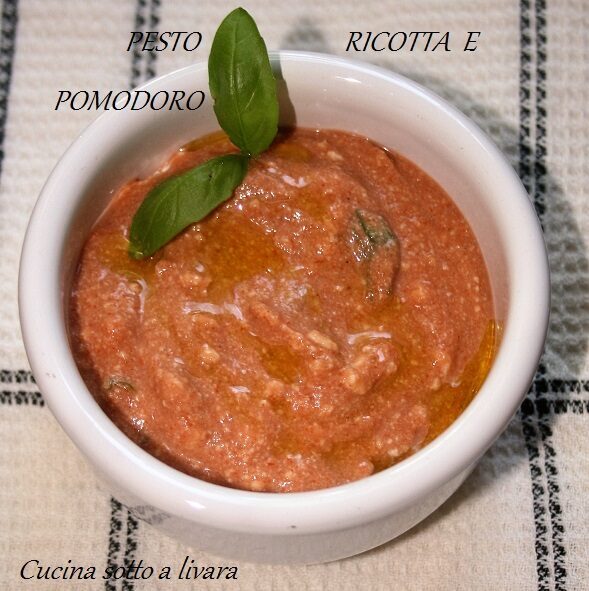 Pesto di ricotta e pomodoro