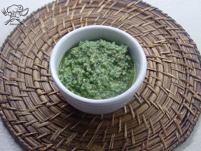 Pesto di rucola e mandorle