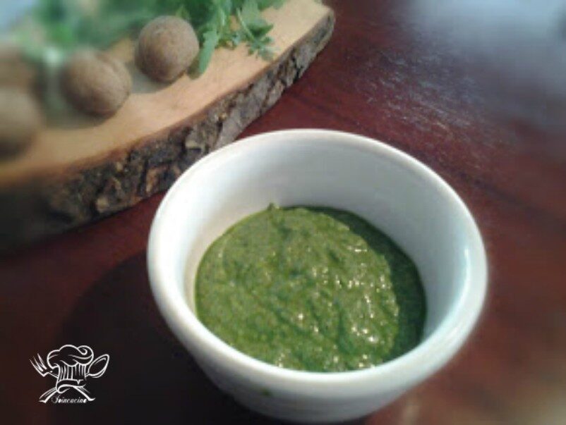 Pesto di rucola e noci