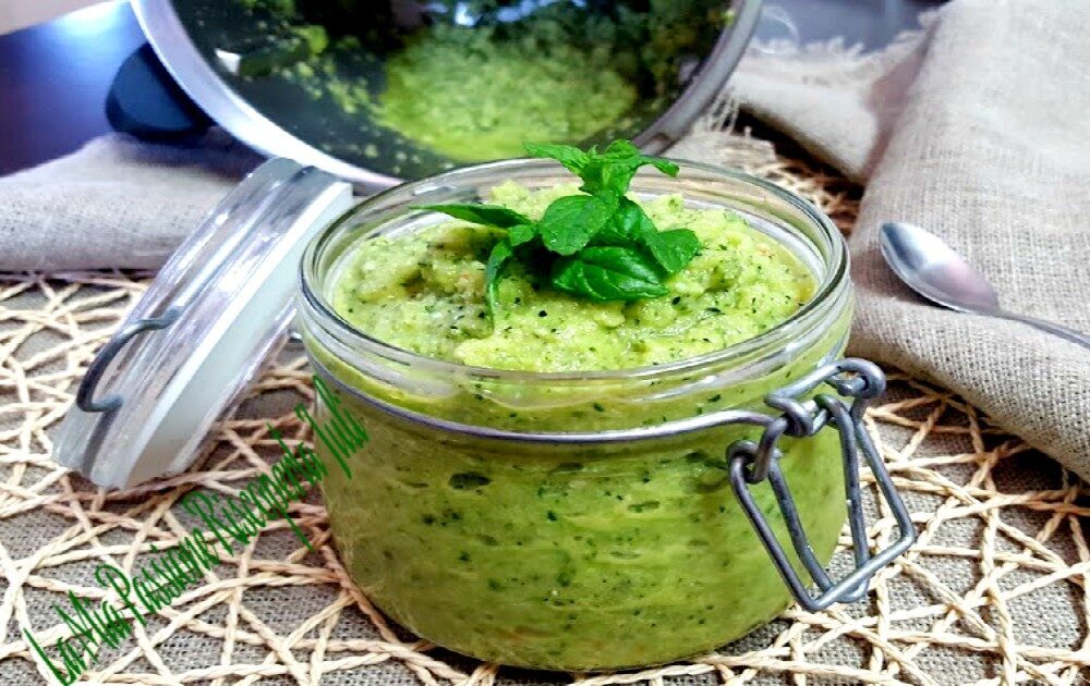 Pesto di zucchina verde