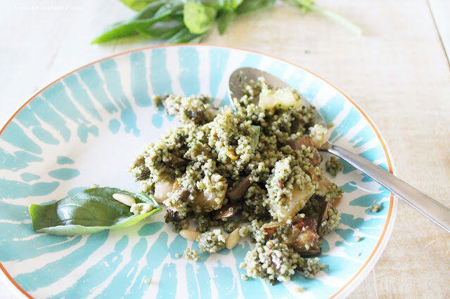 Pesto vegan al basilico e cous cous profumato