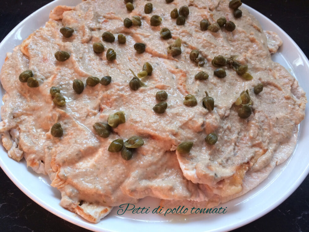 Petti di pollo tonnati